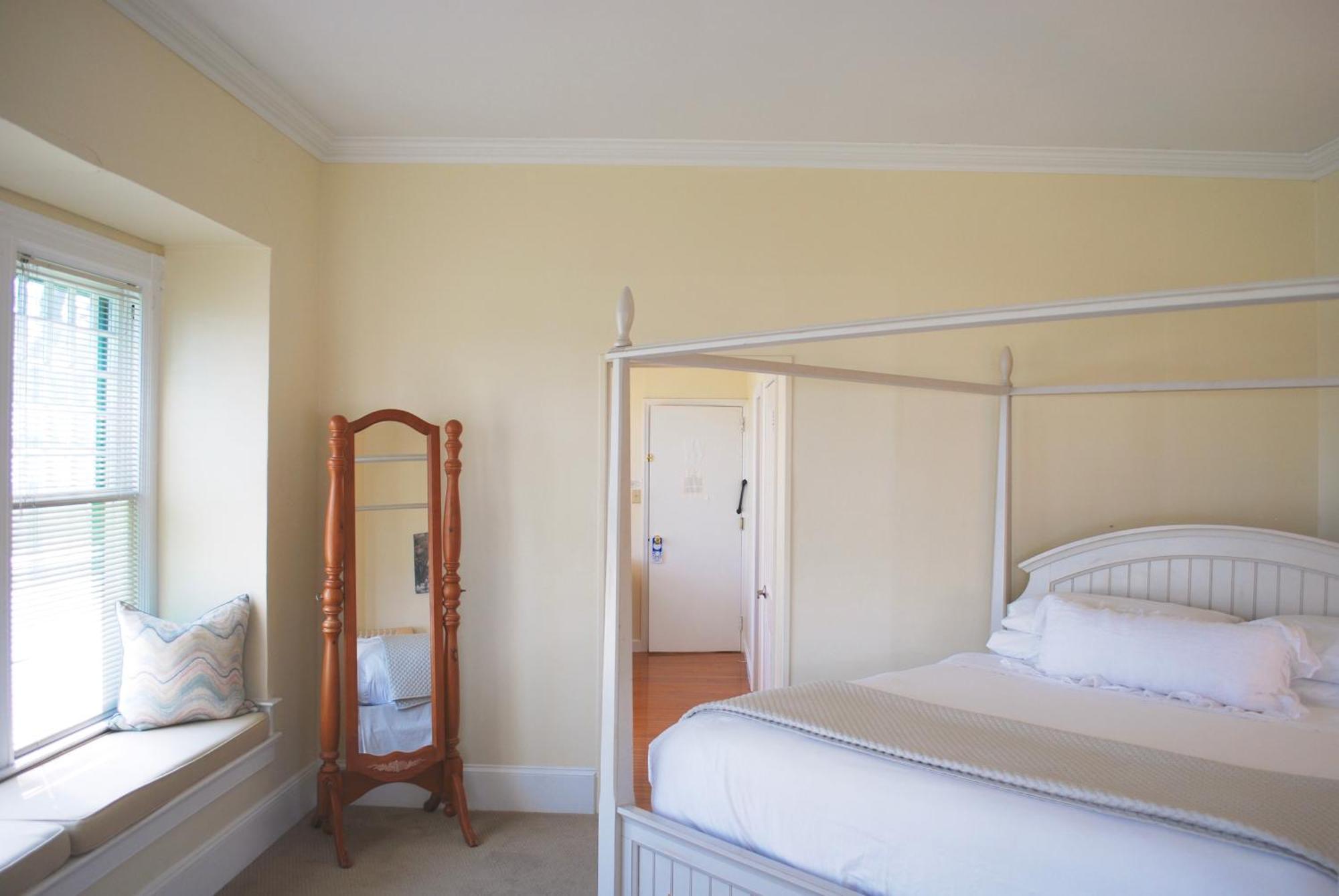 Anne'S Washington Inn (Adults Only) Saratoga Springs Rom bilde