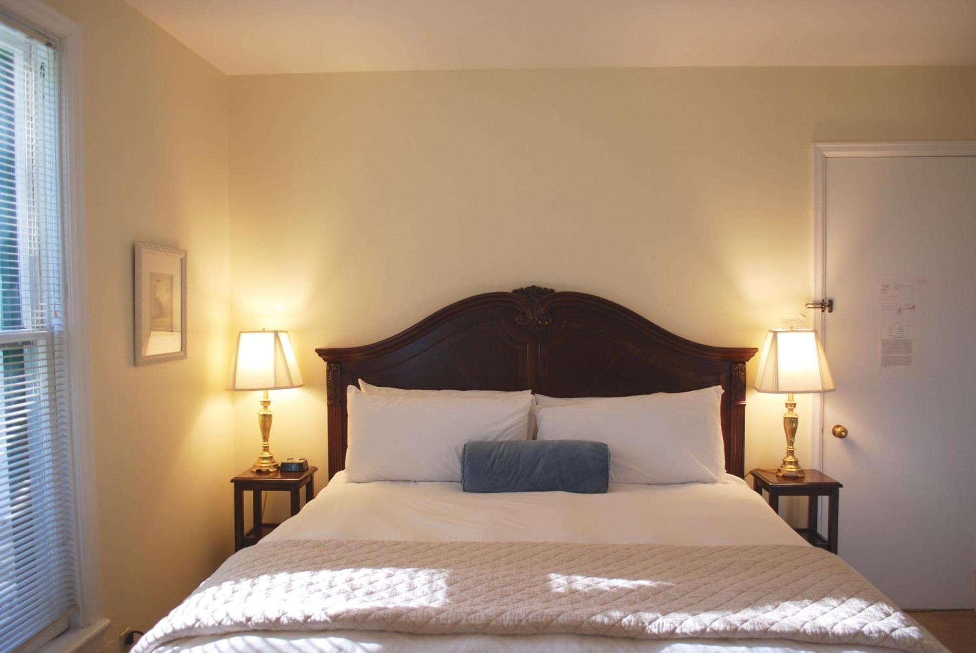 Anne'S Washington Inn (Adults Only) Saratoga Springs Rom bilde
